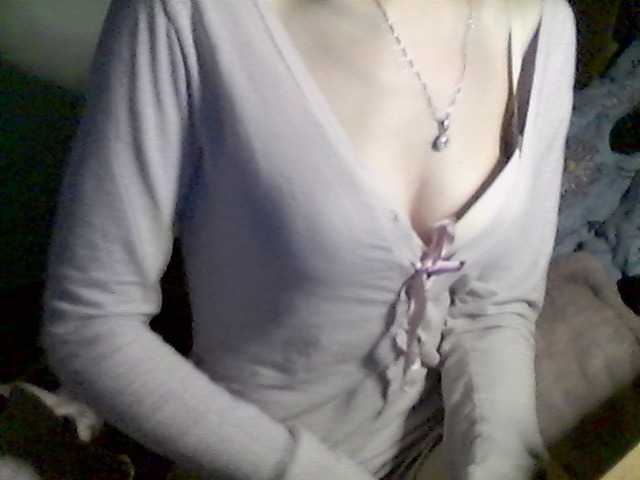 Live sex webcam photo for LorraineOSun #272882483