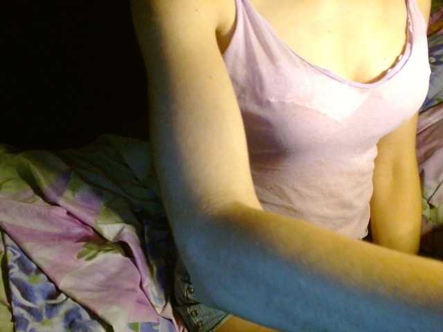 Live sex webcam photo for LorraineOSun #274387715