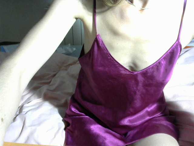 Live sex webcam photo for LorraineOSun #275695046