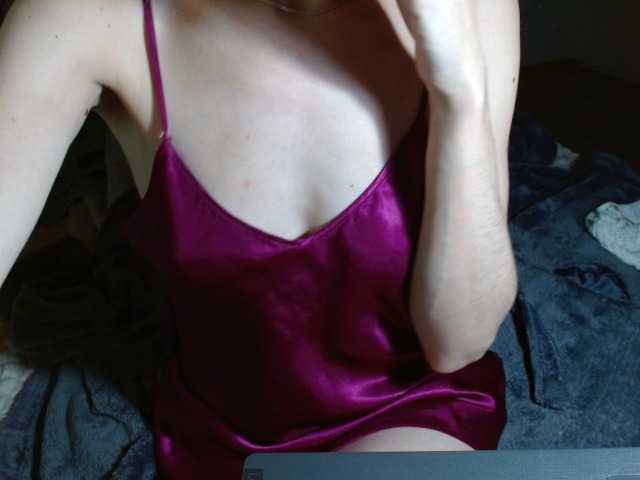 Live sex webcam photo for LorraineOSun #277355779