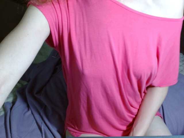 Live sex webcam photo for LorraineOSun #277479622
