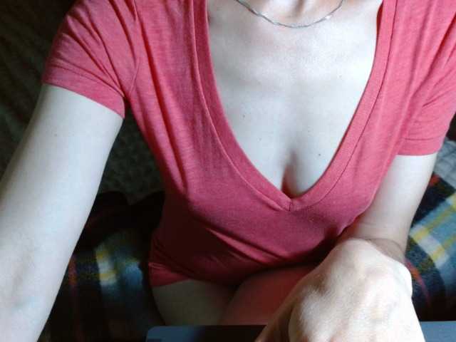 Live sex webcam photo for LorraineOSun #277934021