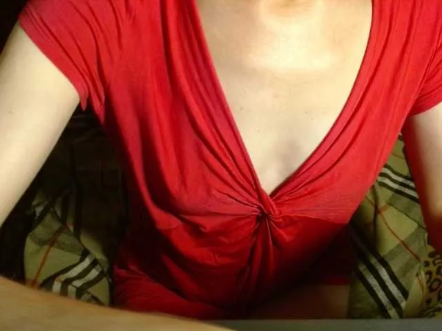 Live sex webcam photo for LorraineOSun #291207379