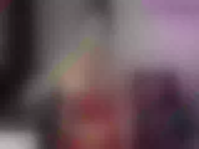 Live sex webcam photo for Lorrena01 #276713122