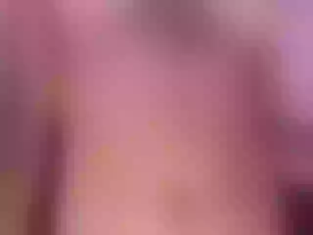 Live sex webcam photo for Lorrena01 #277190231