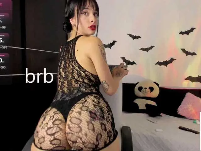 Live sex webcam photo for Lorrena01 #277258933