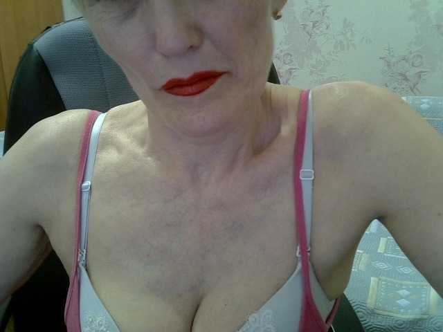 Live sex webcam photo for Lotus-11 #275502217