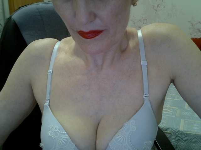 Live sex webcam photo for Lotus-11 #275562376