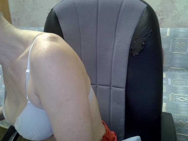 Live sex webcam photo for Lotus-11 #275575403