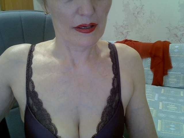 Live sex webcam photo for Lotus-11 #275621822