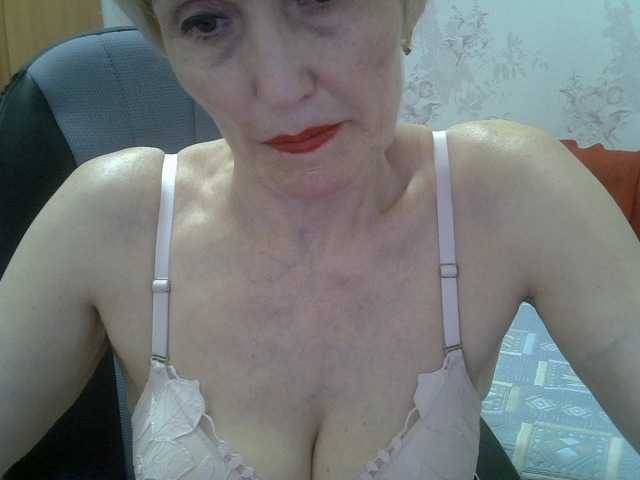 Live sex webcam photo for Lotus-11 #276058117