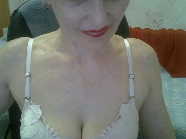 Live sex webcam photo for Lotus-11 #276292542