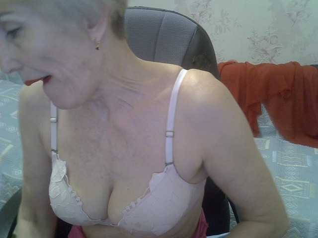 Live sex webcam photo for Lotus-11 #276348286