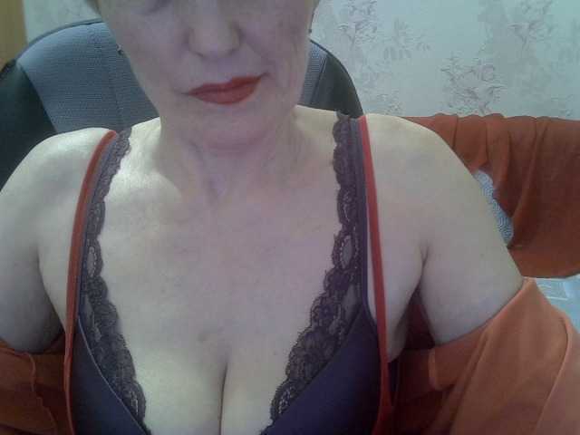 Live sex webcam photo for Lotus-11 #276551651