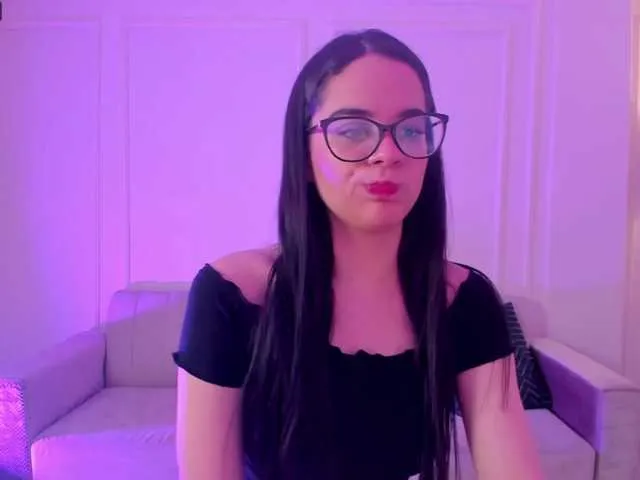 Live sex webcam photo for LourenRouge #274123302