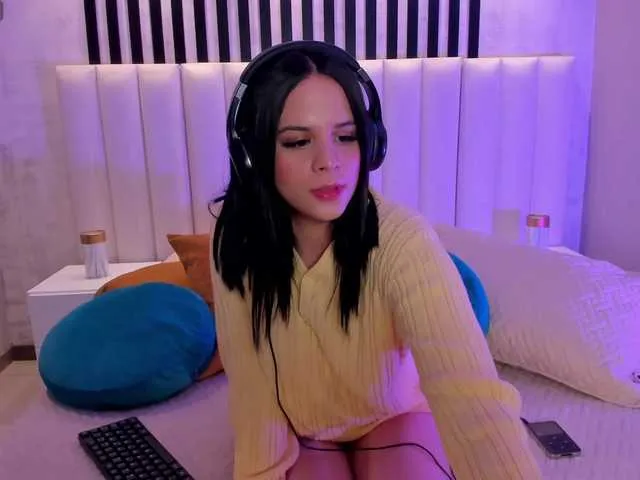 Live sex webcam photo for LourenRouge #277210800