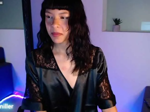 Live sex webcam photo for LousMiller #272546576