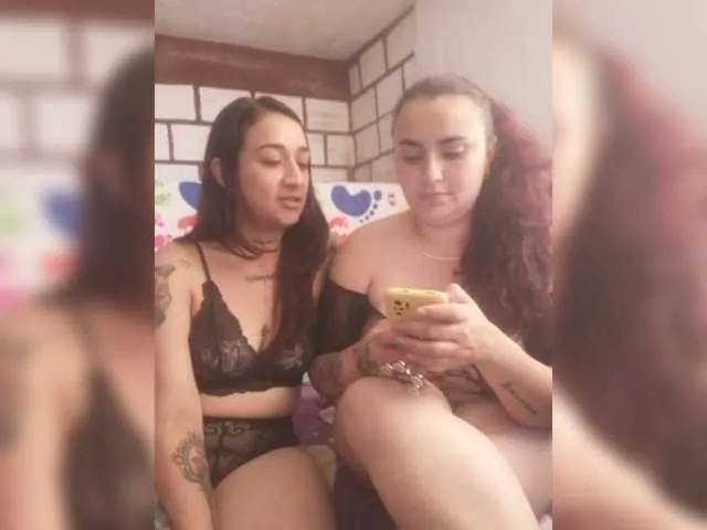 Live sex webcam photo for Lovax2a #276294185