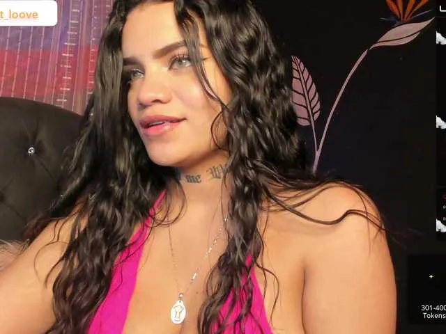 Live sex webcam photo for Love-Scarlett #274655815