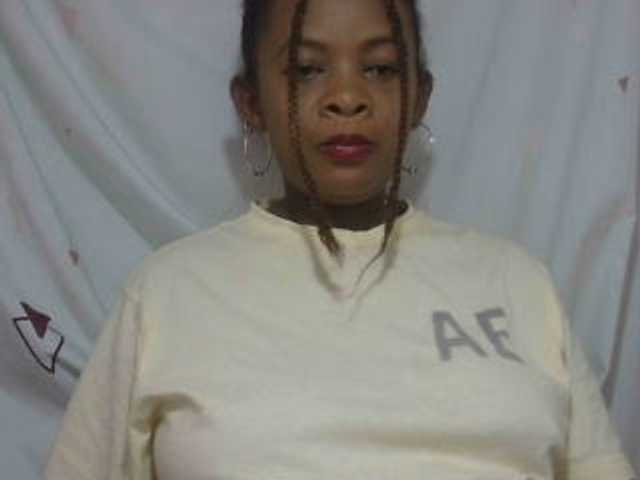 Live sex webcam photo for Love-Sexya #294100571