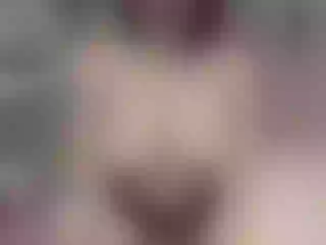 Live sex webcam photo for Love-bug15 #276338481