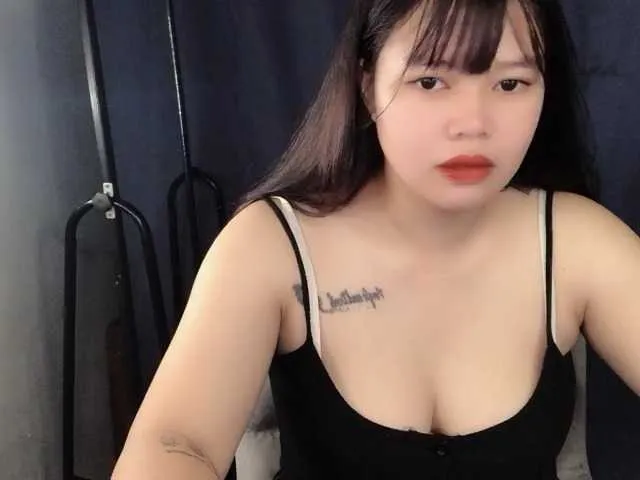 Live sex webcam photo for Love-x69x #291573139