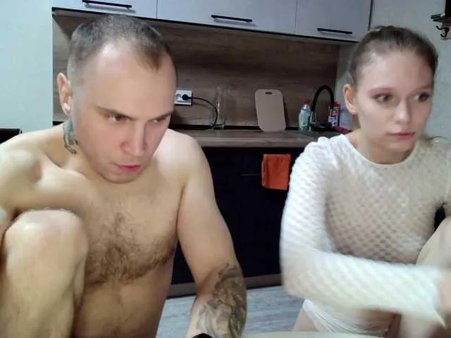 Live sex webcam photo for LoveCom-1 #277180663