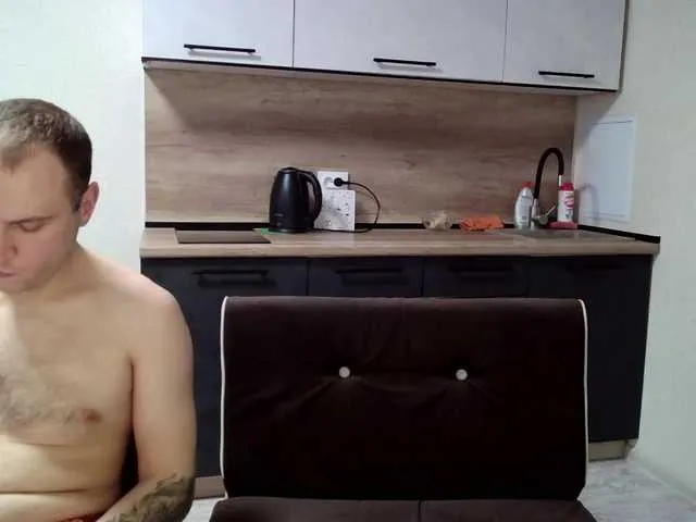 Live sex webcam photo for LoveCom-1 #277339209
