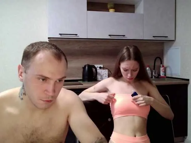 Live sex webcam photo for LoveCom-1 #277346075
