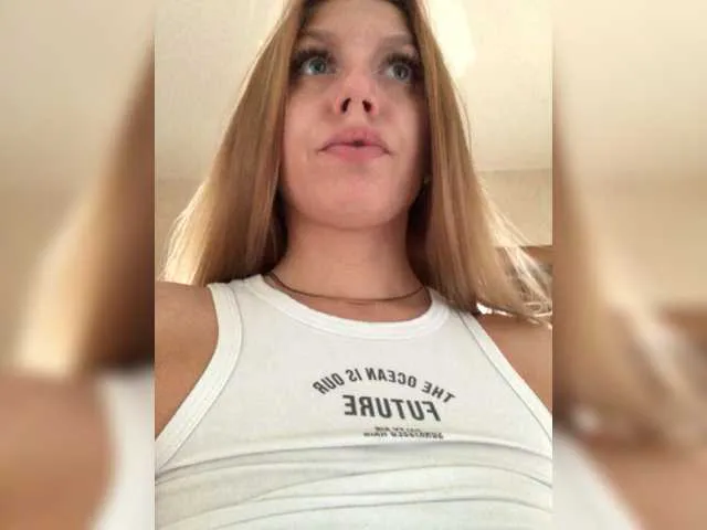 Live sex webcam photo for LoveFamilya #276333233