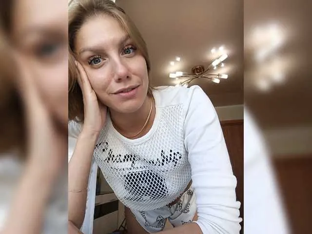 Live sex webcam photo for LoveFamilya #277728706