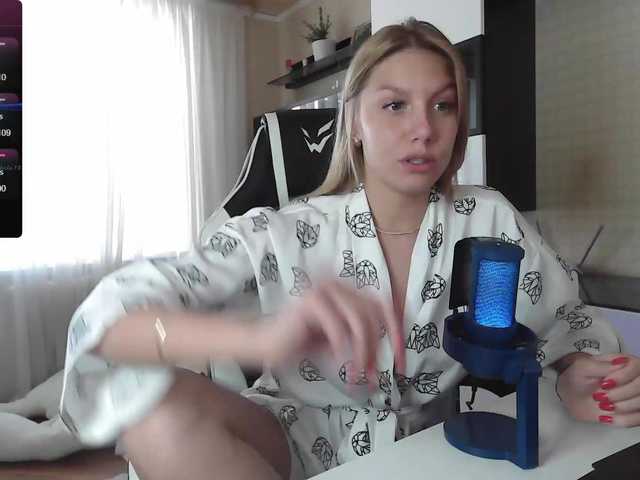 Live sex webcam photo for LoveFamilya #277905910