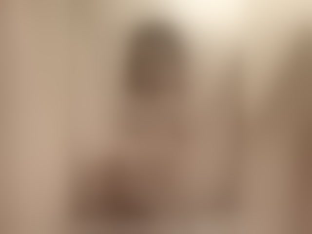 Live sex webcam photo for LoveLama #294039127