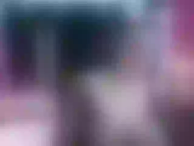 Live sex webcam photo for LoveLeahxx #272067337