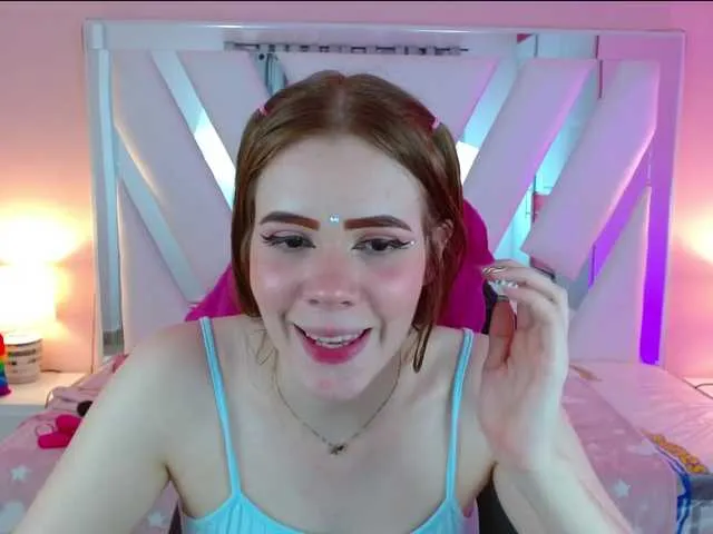 Live sex webcam photo for LoveLeahxx #272116805