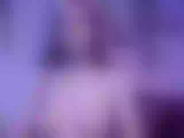 Live sex webcam photo for LoveLeahxx #272738860