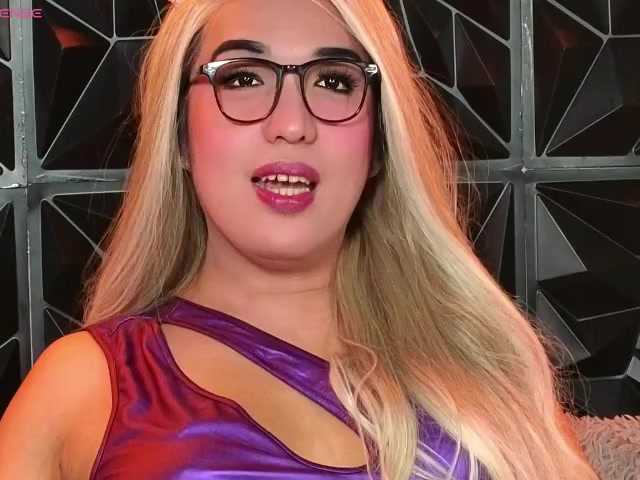 Live sex webcam photo for LovePotionTS #291917552