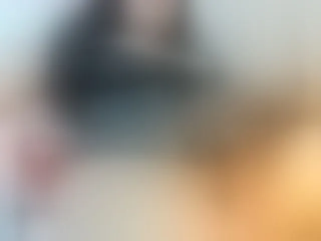Live sex webcam photo for LoveQuinn #292604553