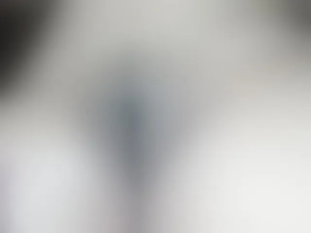 Live sex webcam photo for LoveQuinn #292668926