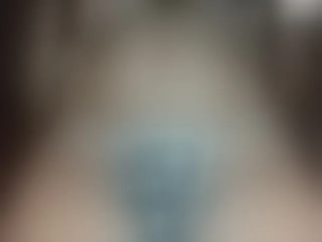 Live sex webcam photo for LoveQuinn #293748041
