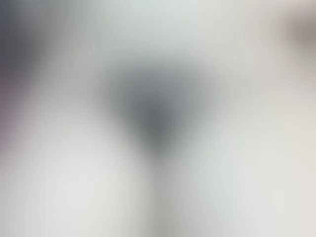 Live sex webcam photo for LoveQuinn #293842531