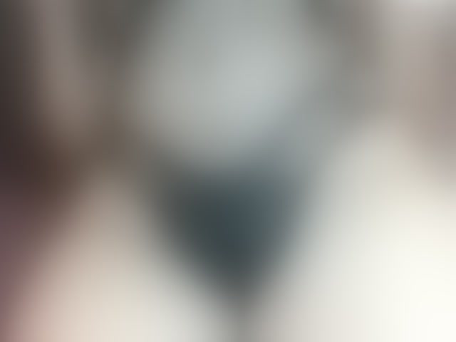 Live sex webcam photo for LoveQuinn #294117681