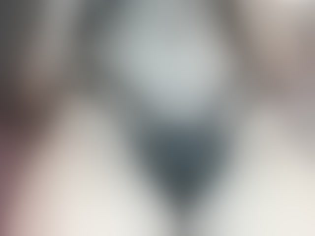 Live sex webcam photo for LoveQuinn #294192302