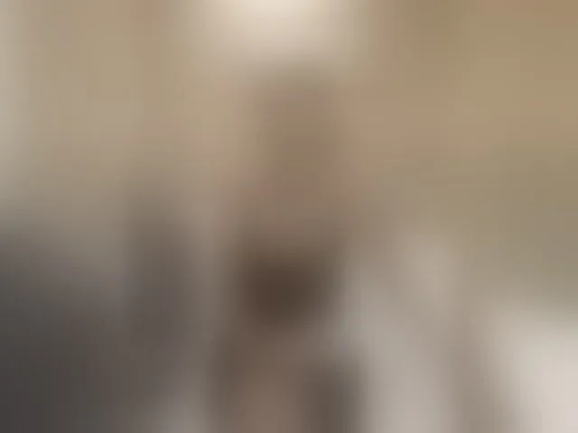 Live sex webcam photo for LoveStream69 #293718562
