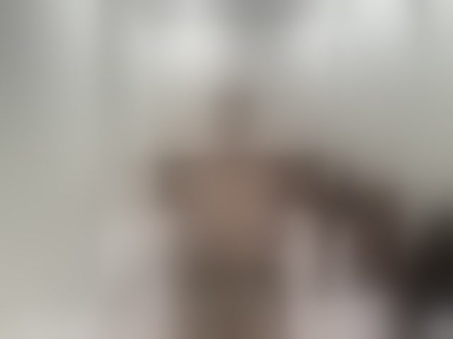 Live sex webcam photo for LoveStream69 #294075220