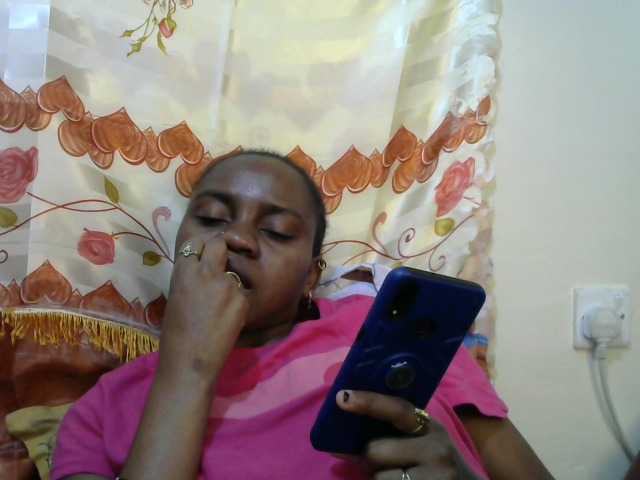 Live sex webcam photo for Lovelikethiso #271881127