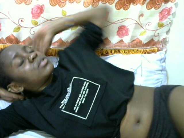 Live sex webcam photo for Lovelikethiso #271993339