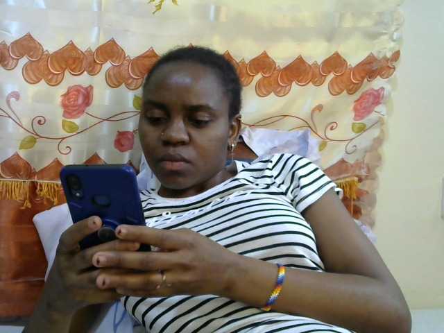 Live sex webcam photo for Lovelikethiso #272017851