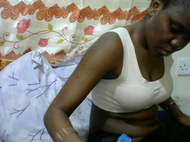 Live sex webcam photo for Lovelikethiso #272204002