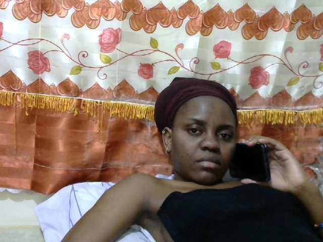 Live sex webcam photo for Lovelikethiso #272257155